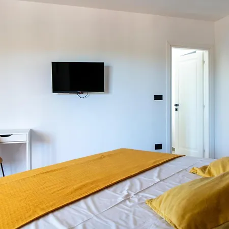Luxurious In Bartici With Sauna * Barbici