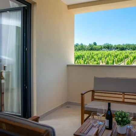 Luxurious In Bartici With Sauna Barbici