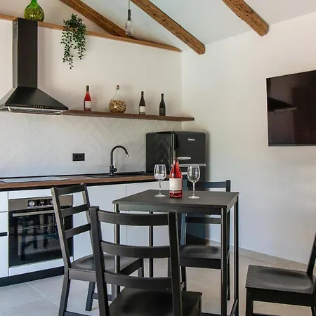 Σπίτι διακοπών Amazing In Bartici With Wifi Barbici