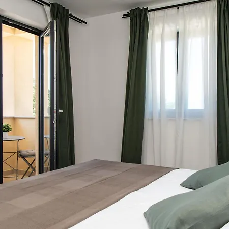 Luxurious In Bartici With Sauna 度假居